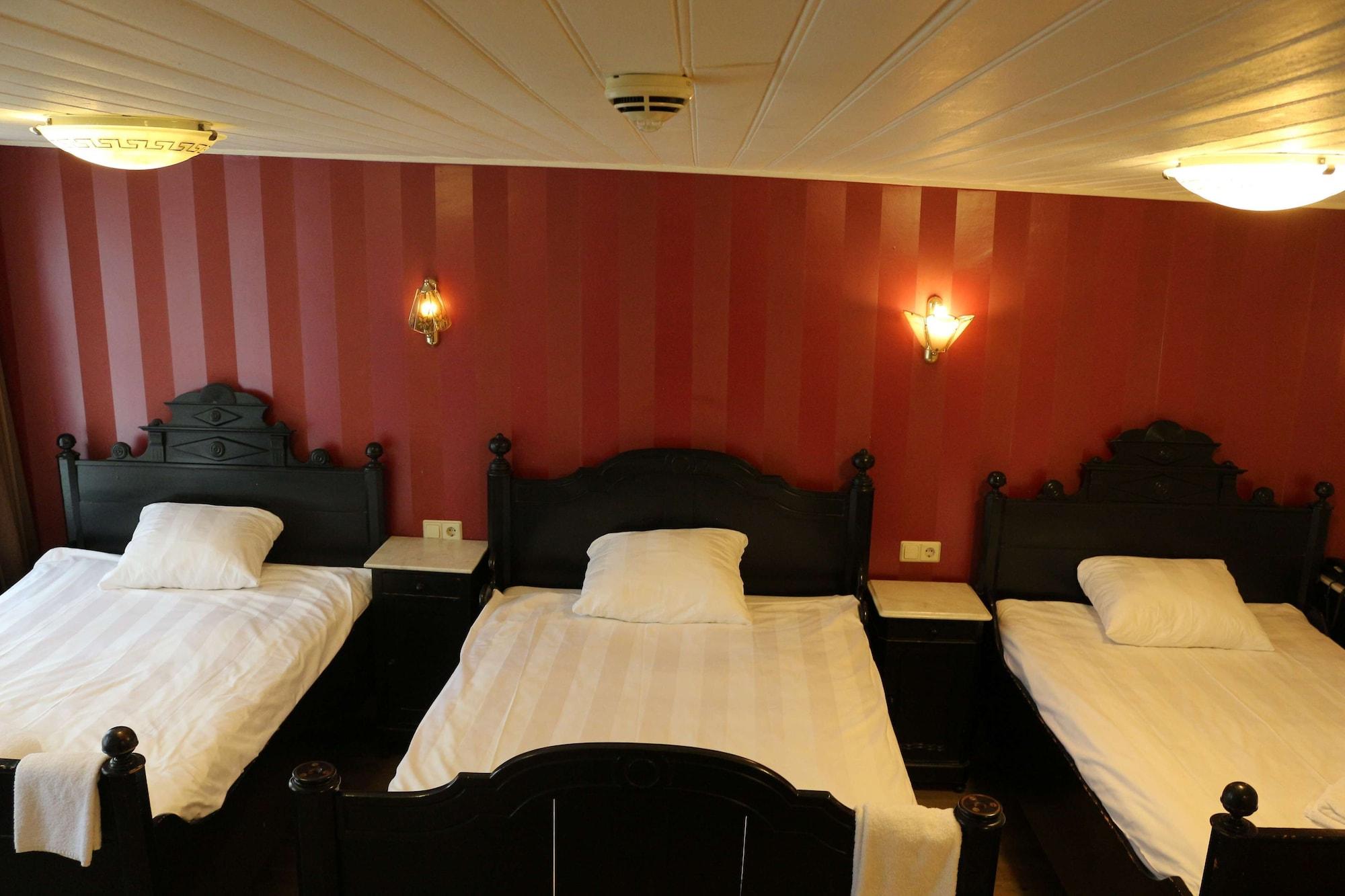 Hotel Spaander BW Signature Collection Volendam Bagian luar foto